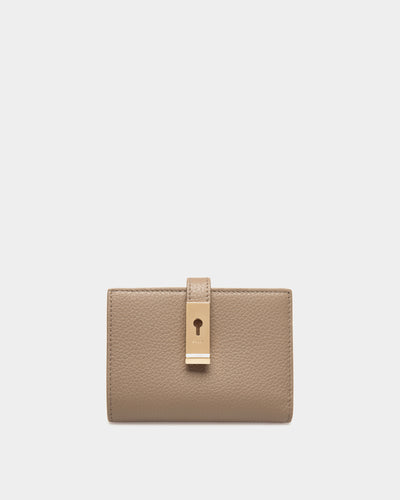 Assen - Business Card Holder
