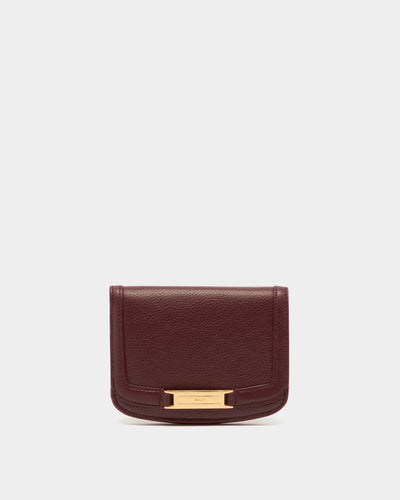 <p>Deco Wallet in Andorra Leather</p>
<!-- split -->