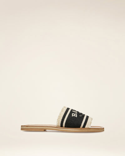 Bianka Flat - Slide