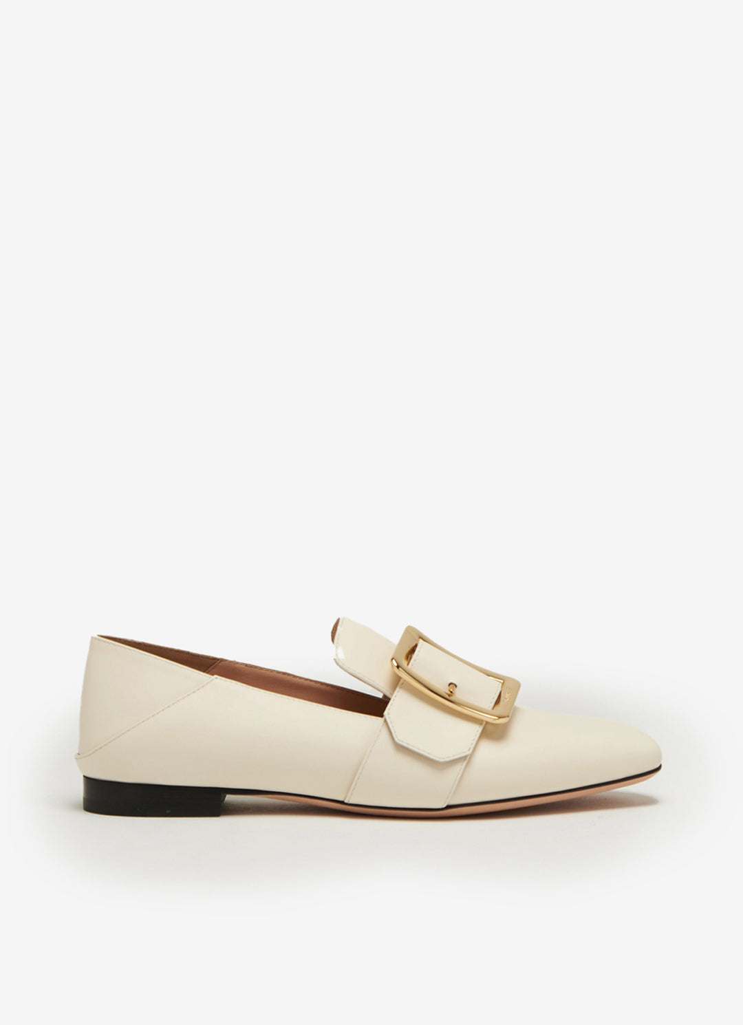 Apparel & Accessories>Shoes